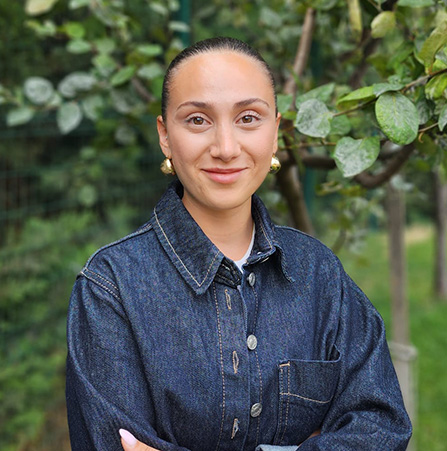 Ceyda Cemresu elik
